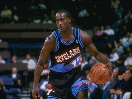 不仅体现了 不仅体现了