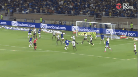 而引發國際 而引發國際