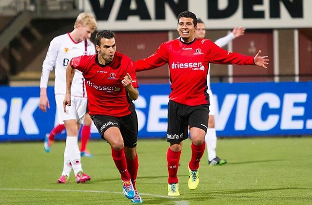 速融入球队 速融入球队